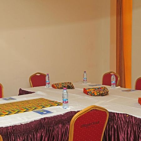 Grand Star Hotel North Legon Zewnętrze zdjęcie