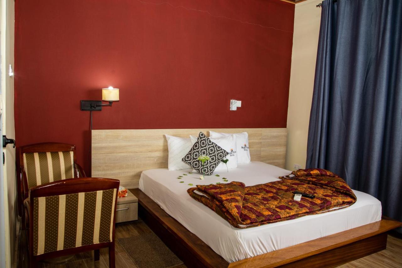 Grand Star Hotel North Legon Zewnętrze zdjęcie