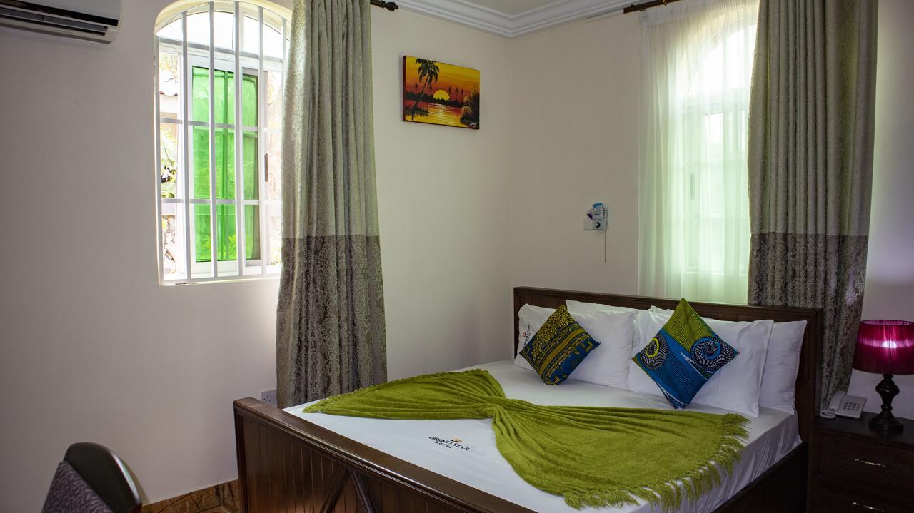 Grand Star Hotel North Legon Zewnętrze zdjęcie