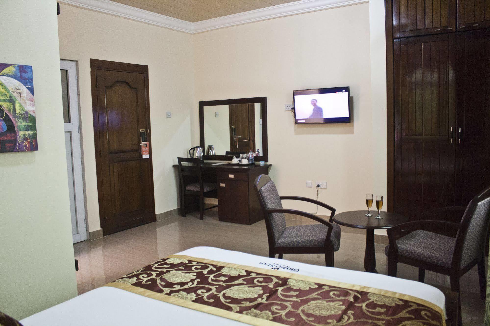 Grand Star Hotel North Legon Zewnętrze zdjęcie