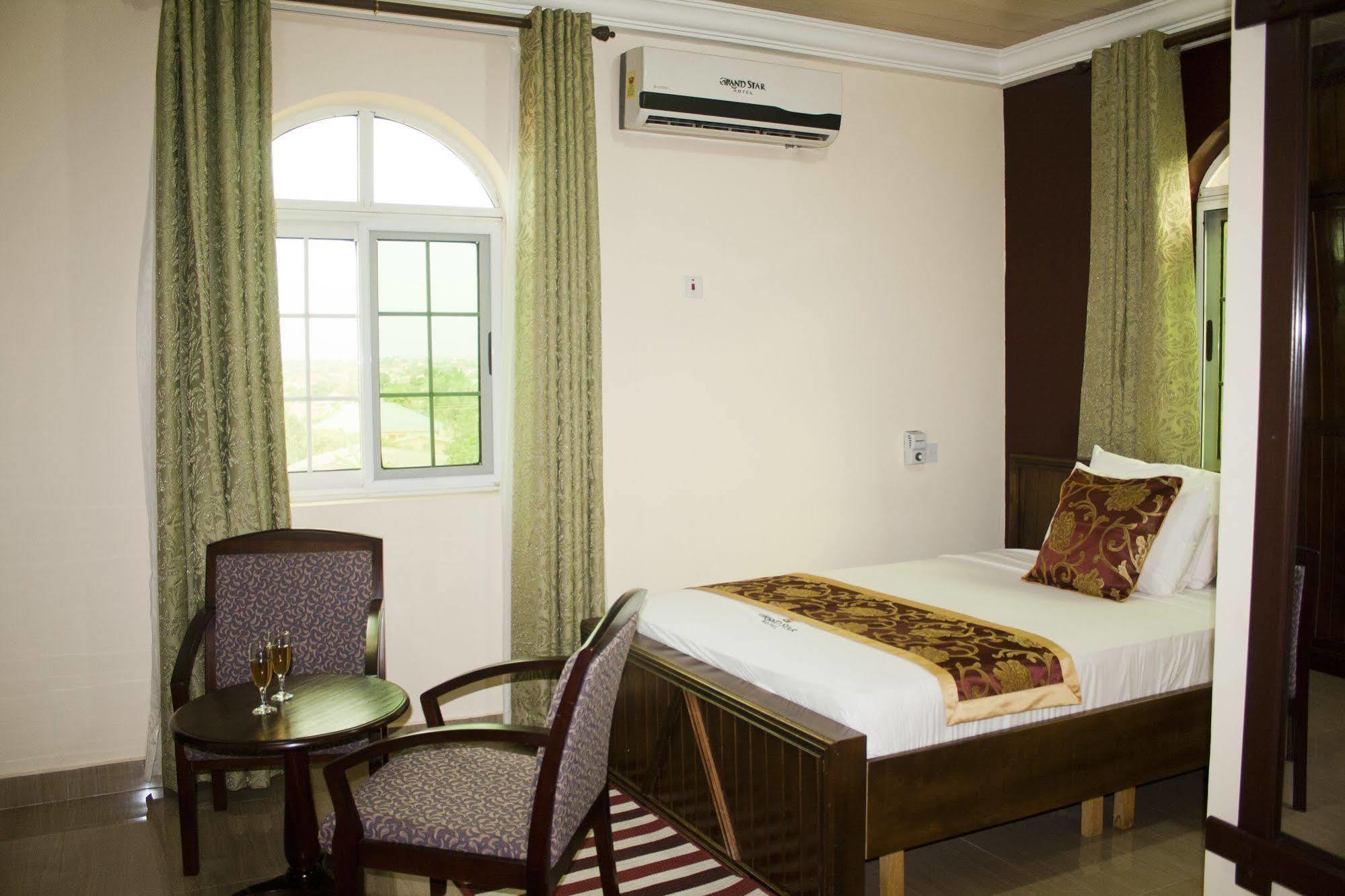 Grand Star Hotel North Legon Zewnętrze zdjęcie